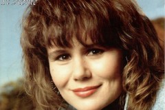 SHARON-ANDERSON-BRINGING-IT-HOME